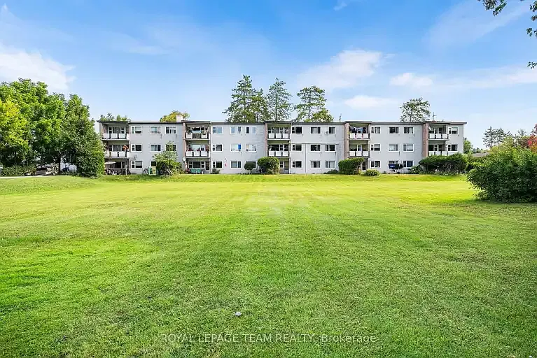 2 bed, 1.0 bath, $2,250 — Photo 1