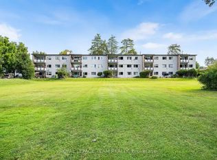 5 Rogers Rd #7, Perth, ON K7H 1N9