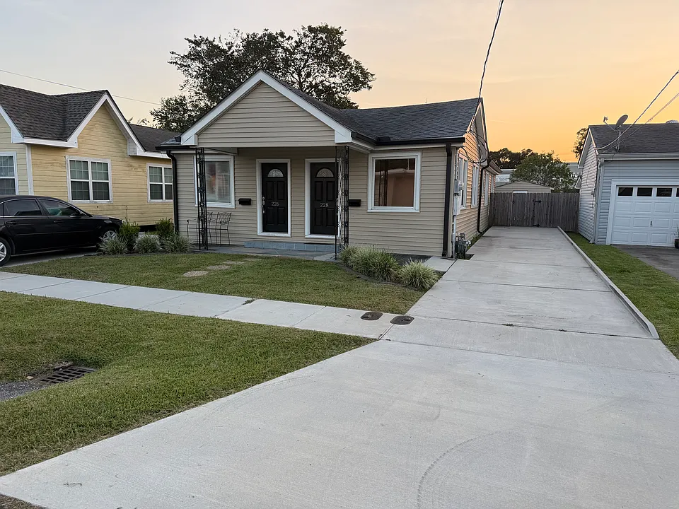 226 Soniat Ave #228