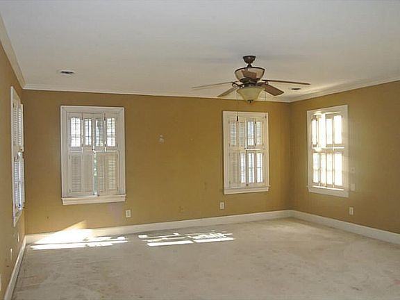 5th image of 310 Ferguson Ave