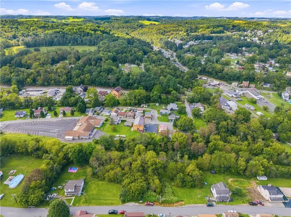 333 Magnolia Ave, Sturgeon, PA 15082