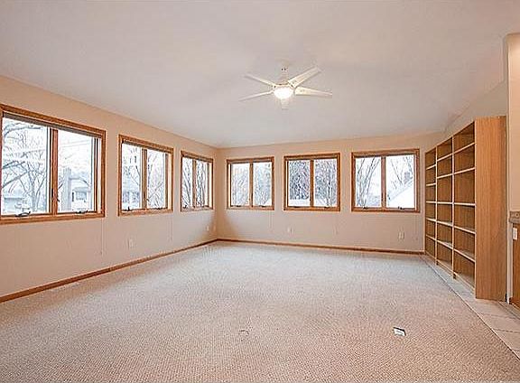 3rd image of 2412 S Ave E