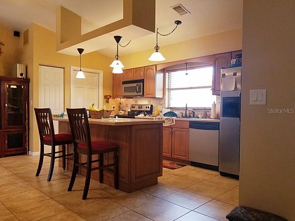 3rd image of 2634 Arron Ct