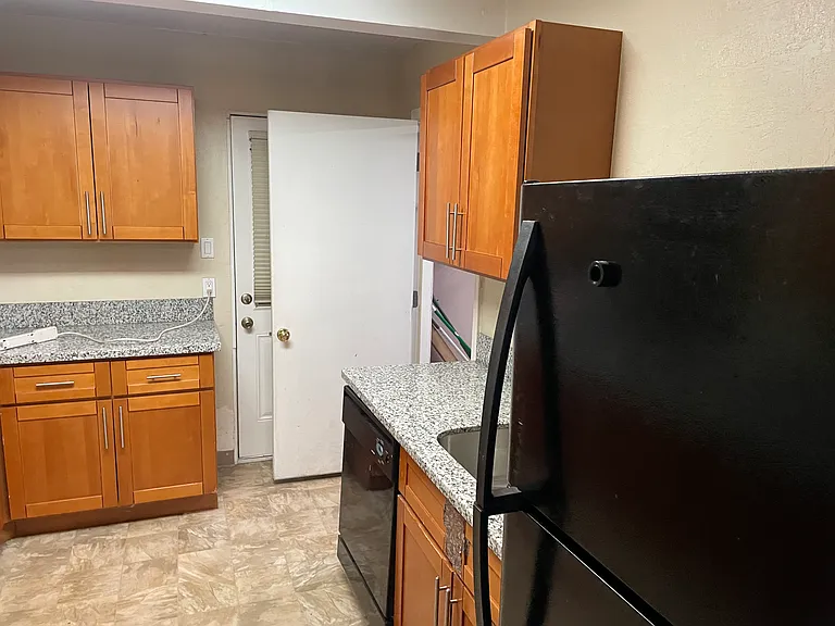 Kitchen seen from kitchen entrance
