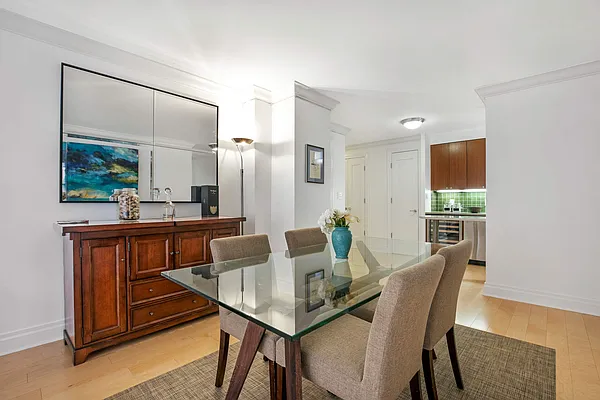 Sold by Compass | media 3