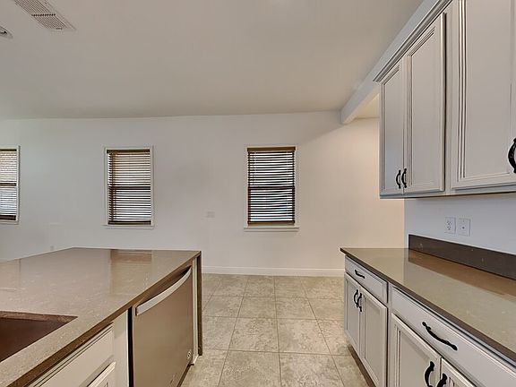 5th image of 13219 Oakenshaw Ln