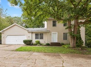 3526 39th St, Moline, IL 61265