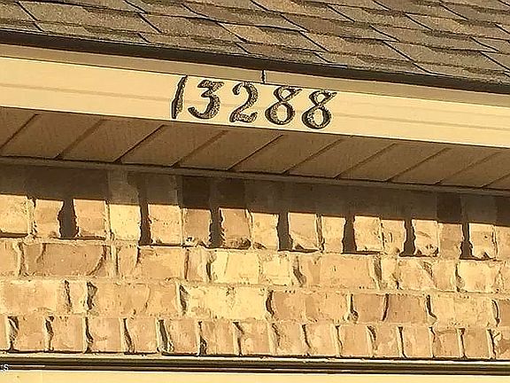 4th image of 13288 Hilliard St