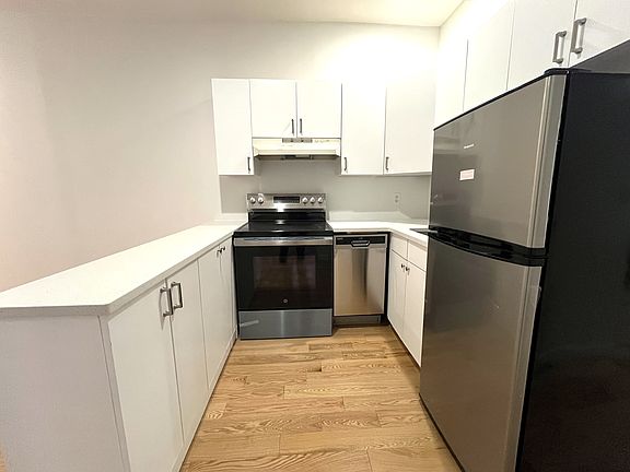 2nd image of 1274 1st Ave APT 17