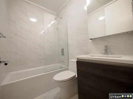 Rented by Aegis Realty Management Corp | media 26