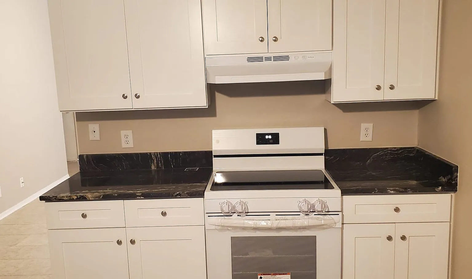 Updated 3-Bedroom, 2-Bath Home in a Quiet Area — Photo 3