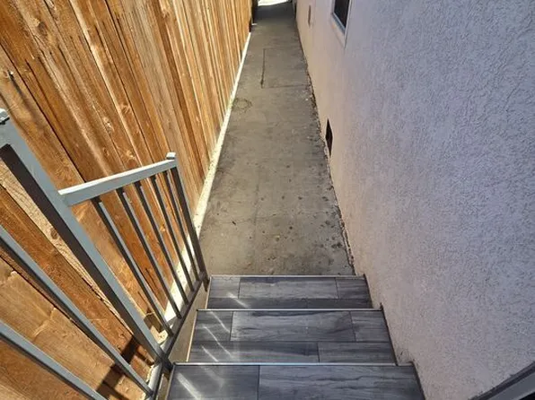 817 1/2 W 101st St, Los Angeles, CA 90044