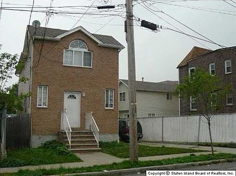 2nd image of 11 Cliffside Ave