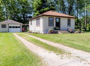 654 Sheridan Rd, Saint Joseph, MI 49085