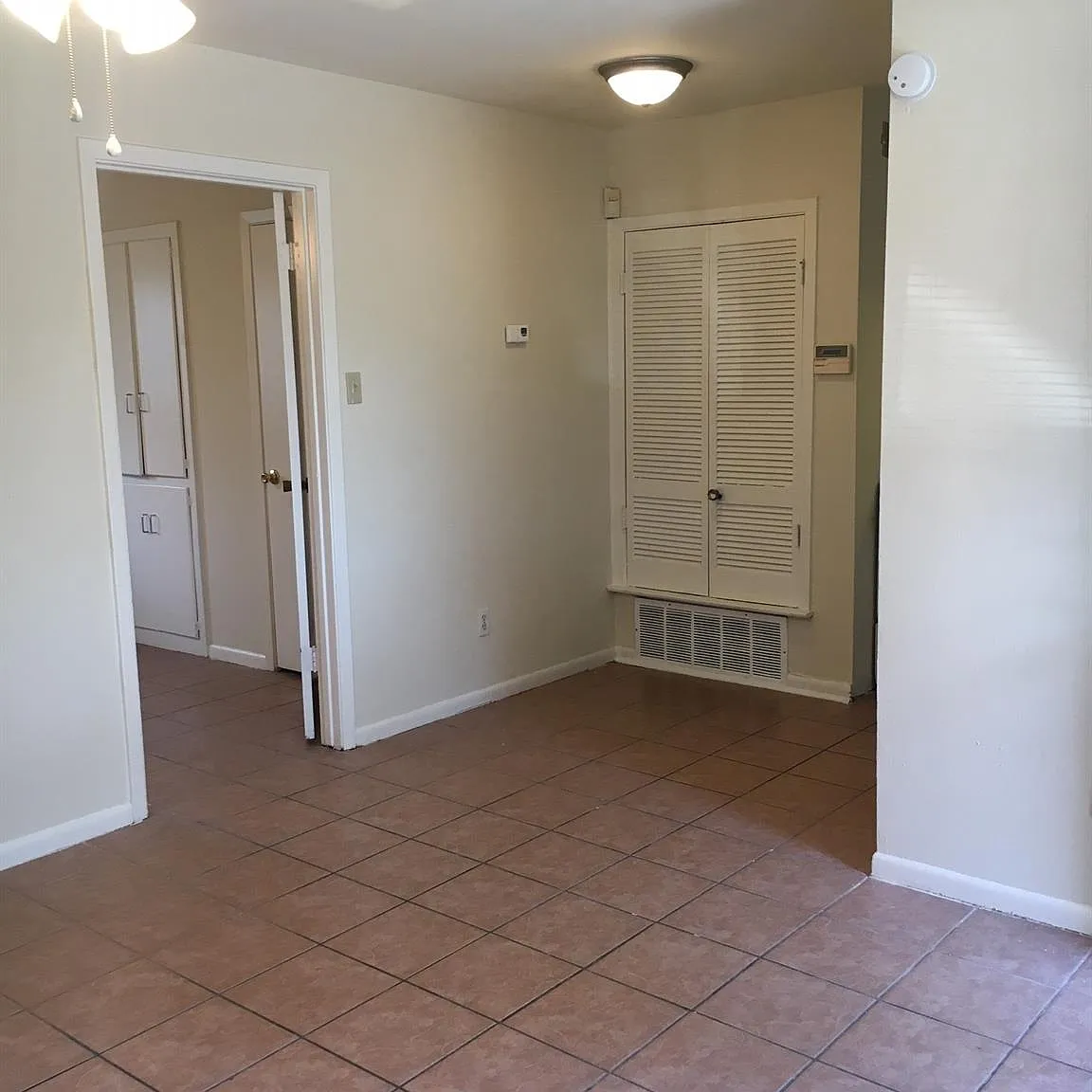 1 bed, 1.0 bath, 525 sqft, $795 — Photo 3