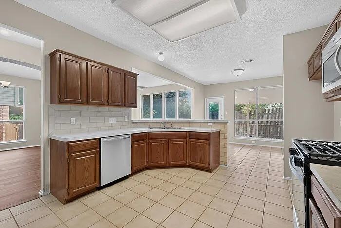17905 Worley Dr — Photo 15