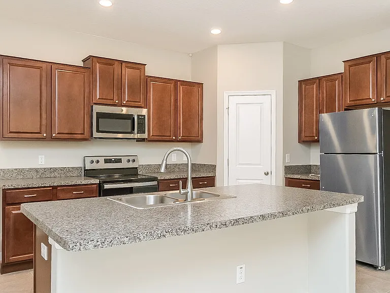 204 Archcliffe Point Pl — Photo 6