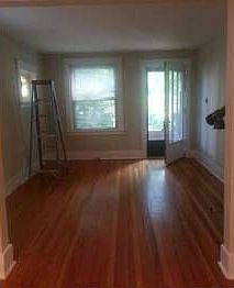4th image of 7507 Hoover Ave