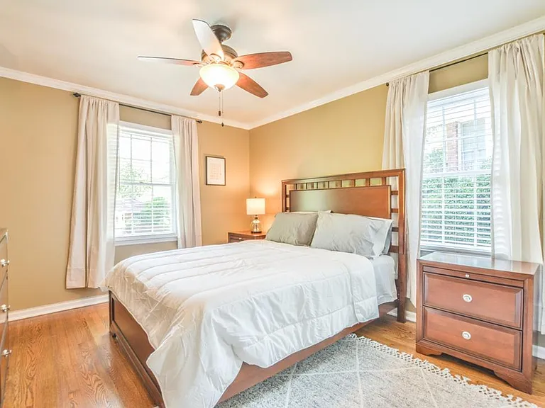 807 Marstevan Dr NE #B — Photo 14