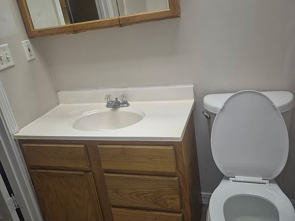 5th image of 311 E Erie St #3
