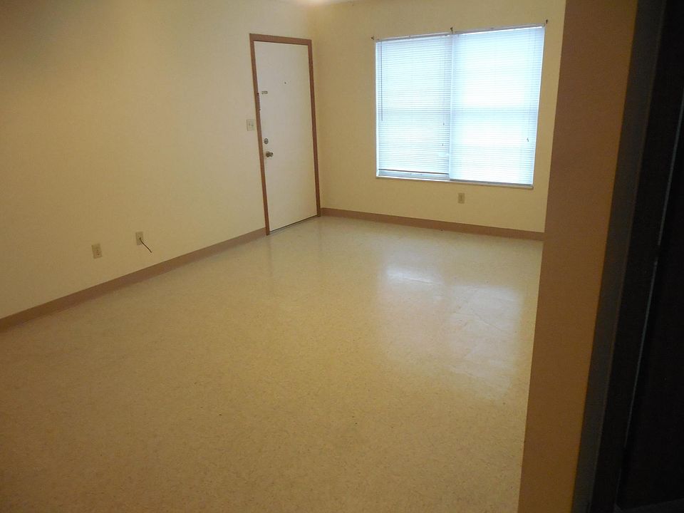 1st image of 5217 Collier Ct APT A