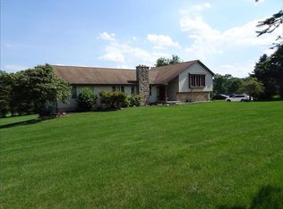 140 E Aluta Mill Rd, Nazareth, PA 18064