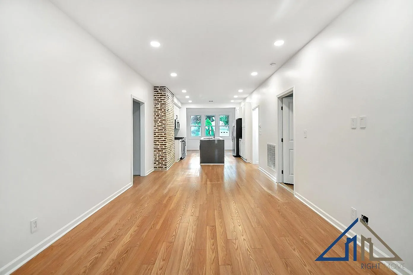 695 Palisade Ave — Photo 2