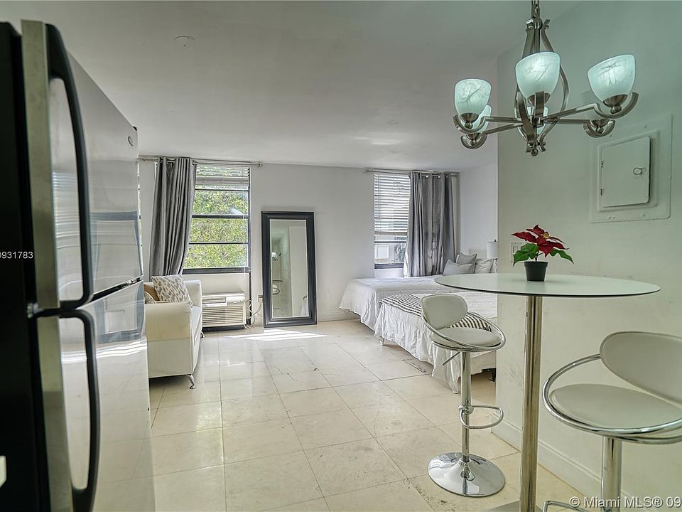 1st image of 710 Washington Ave APT 212