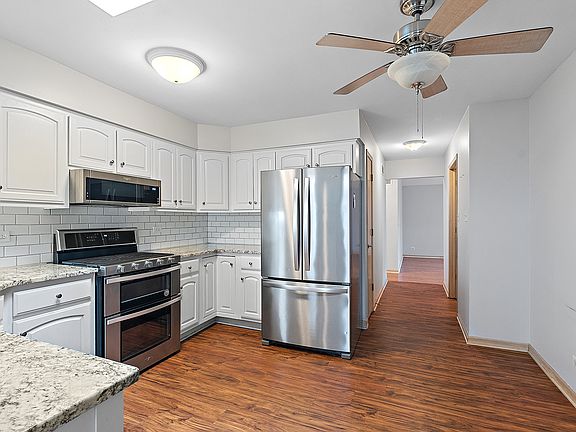 5th image of 18418 Pine Lake Dr S