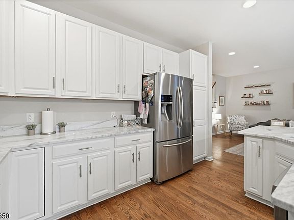 4th image of 45 La Costa Dr