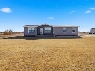 20838 E 1400th Rd, Lone Wolf, OK 73655