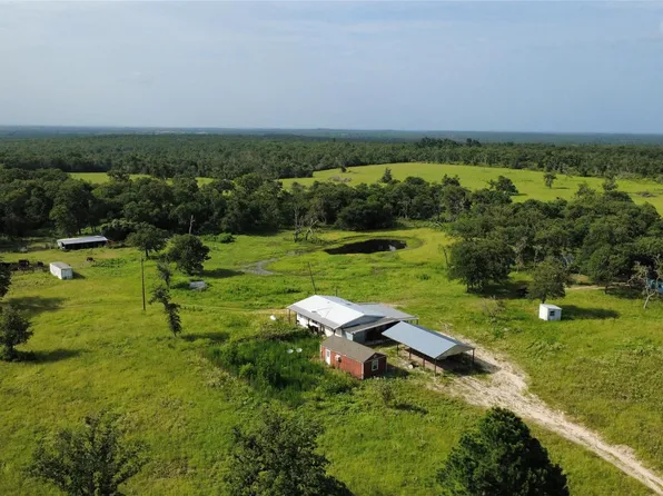 296 Lcr 702, Kosse, TX 76653