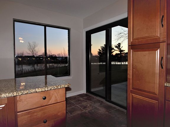 3rd image of 9121 Sandpiper Ct #1A