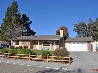 904 Player Ln, Paso Robles, CA 93446