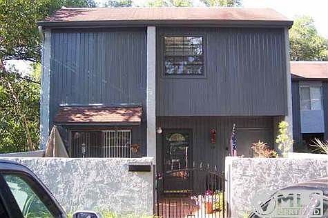 1st image of 2949 Shamrock St N APT 39