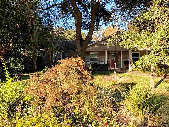 3rd image of 2830 Nagel Dr