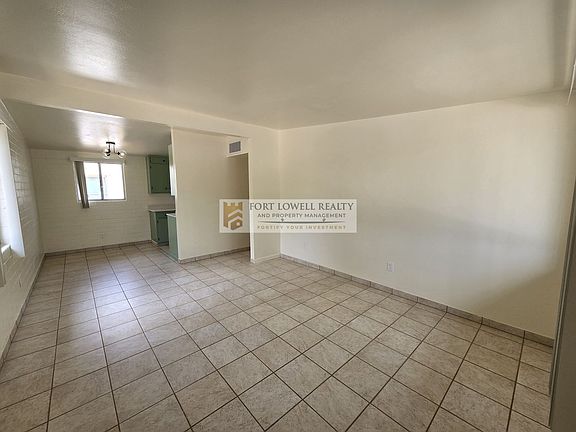 4th image of 2640-2642 N Santa Rita Ave #Santarita2642