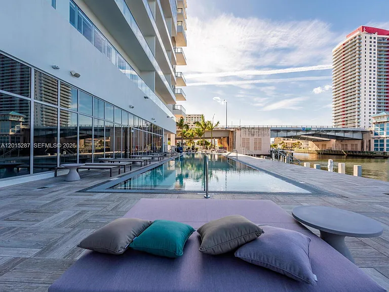 4010 S Ocean Dr #R2004 — Photo 5
