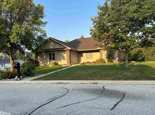 1204 11th St SW, Humboldt, IA 50548