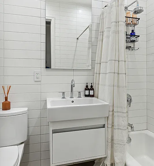 136 N 8th St #1 — Photo 7