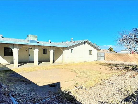 3rd image of 280 Greenway Dr
