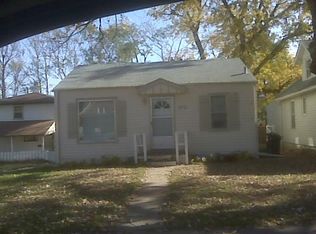 3913 N 53rd St, Omaha, NE 68104