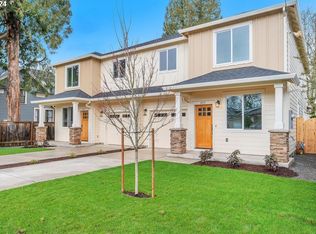 885 N Sumner St, Portland, OR 97217