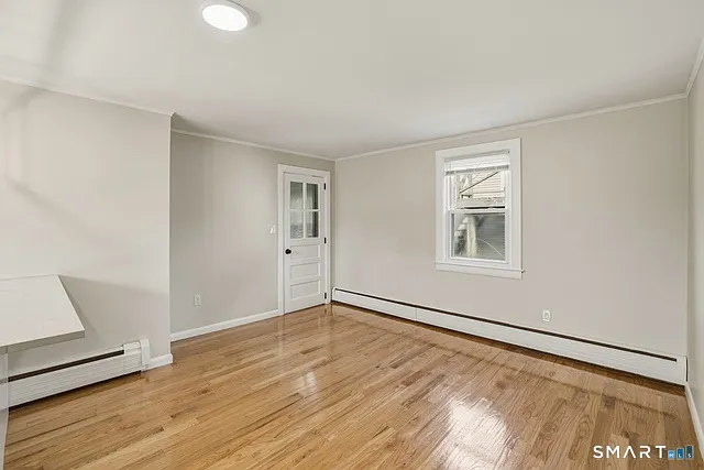 140 Camp Ave — Photo 8