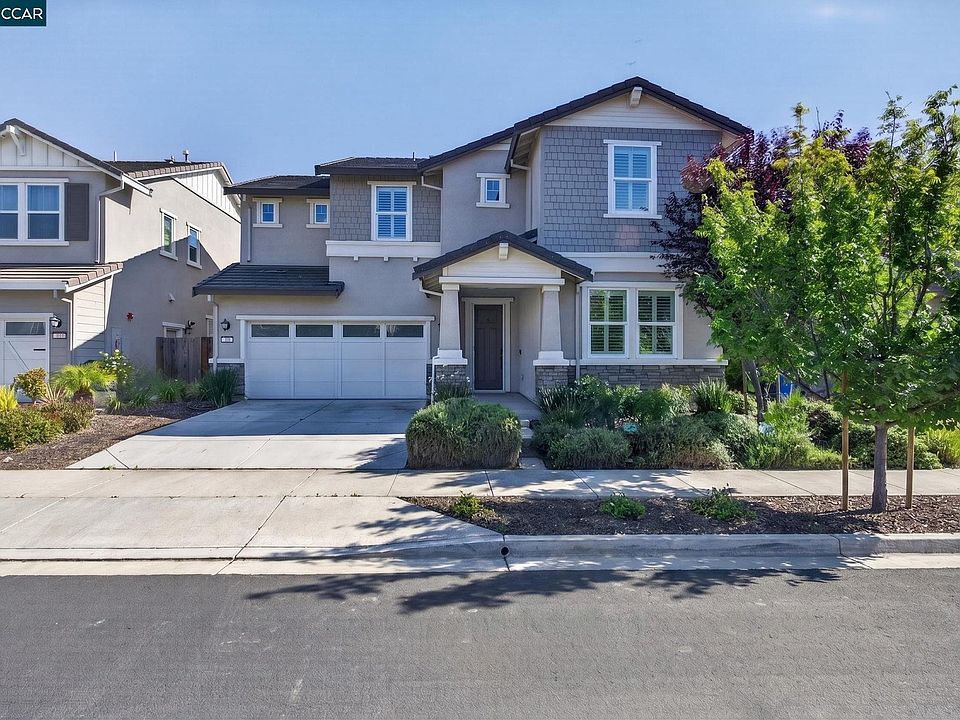 1st image of 284 Bear Creek Dr