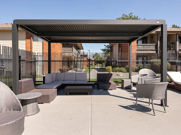 Eight20 Apartments — Photo 16