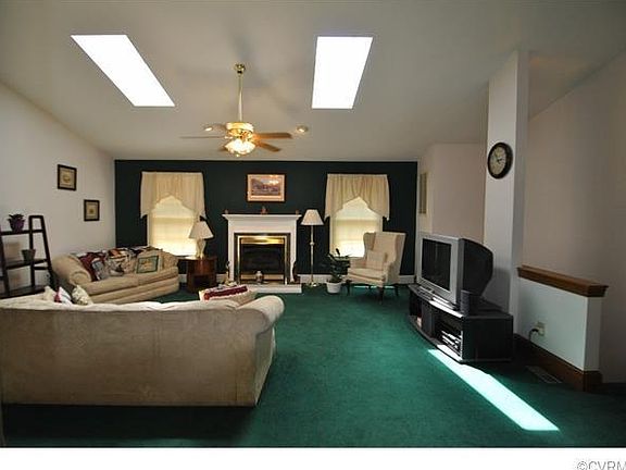 4th image of 17215 Axselle Dr