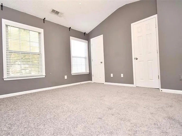 233 Buckland Dr — Photo 14