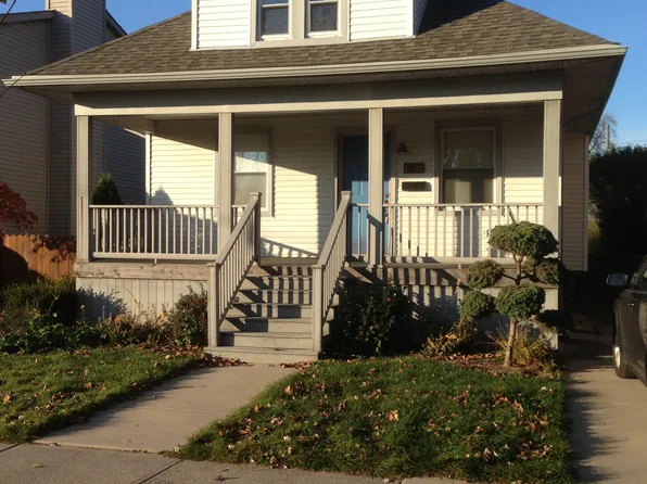 1126 Maple St, Wyandotte, MI 48192