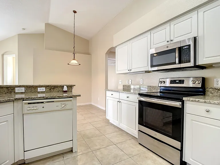 663 Coral Trace Blvd — Photo 7